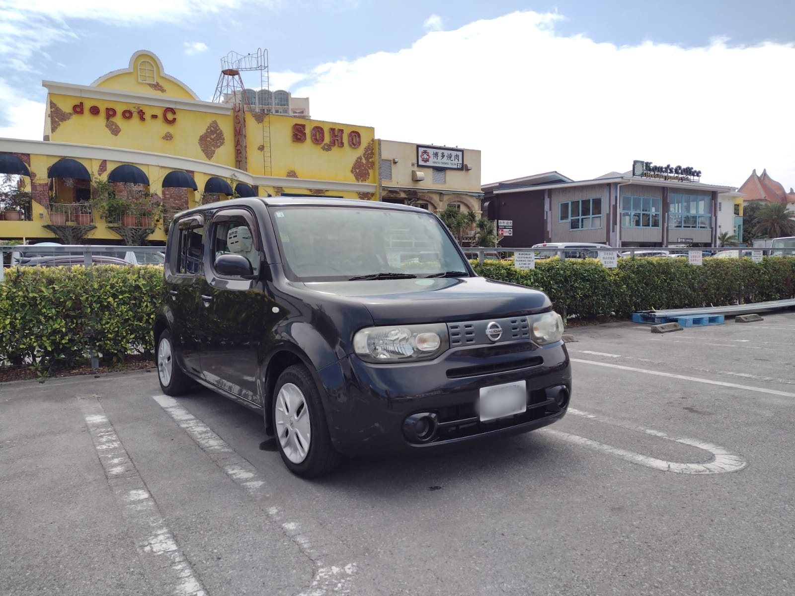Nissan Cube Black